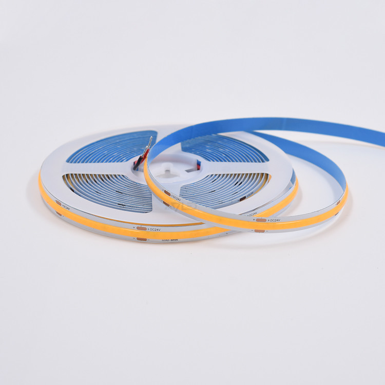 12V/24V 320leds 8w/m Fleksibel Cob Led Strip Untuk dekorasi komersial